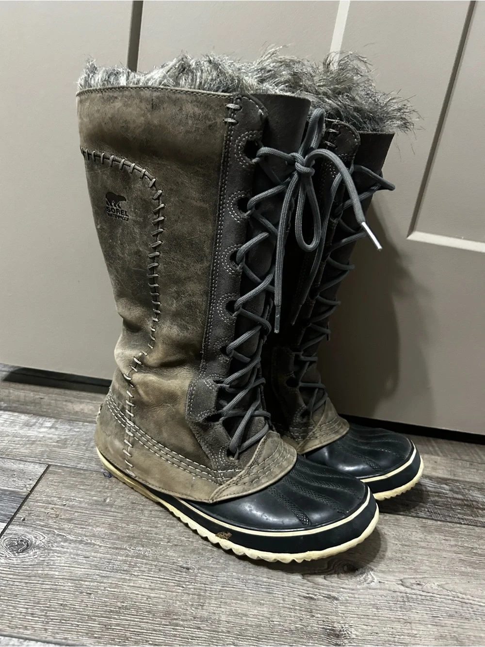 Sorel Cate The Great Tall waterproof winter snow boots faux fur lace up grey